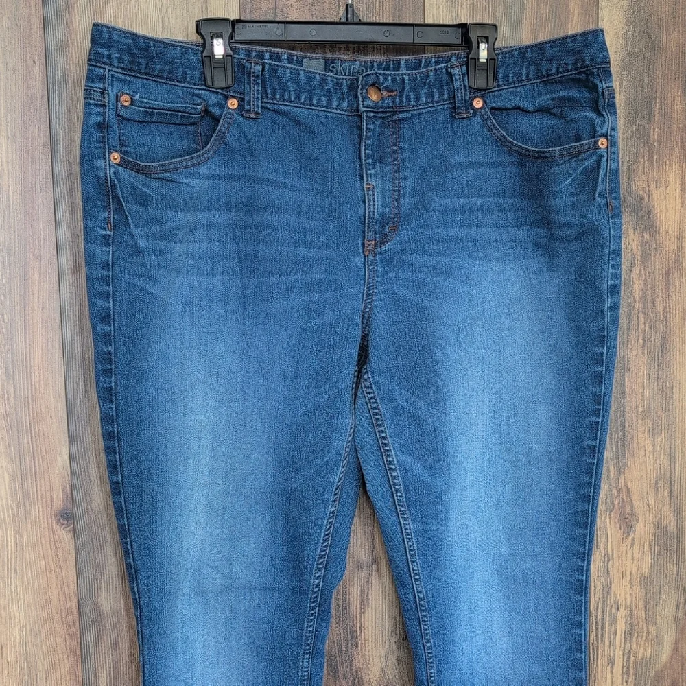 Massimo Women's Skinny Premium Denim Jeans Fit 4 Size 18                    C214
